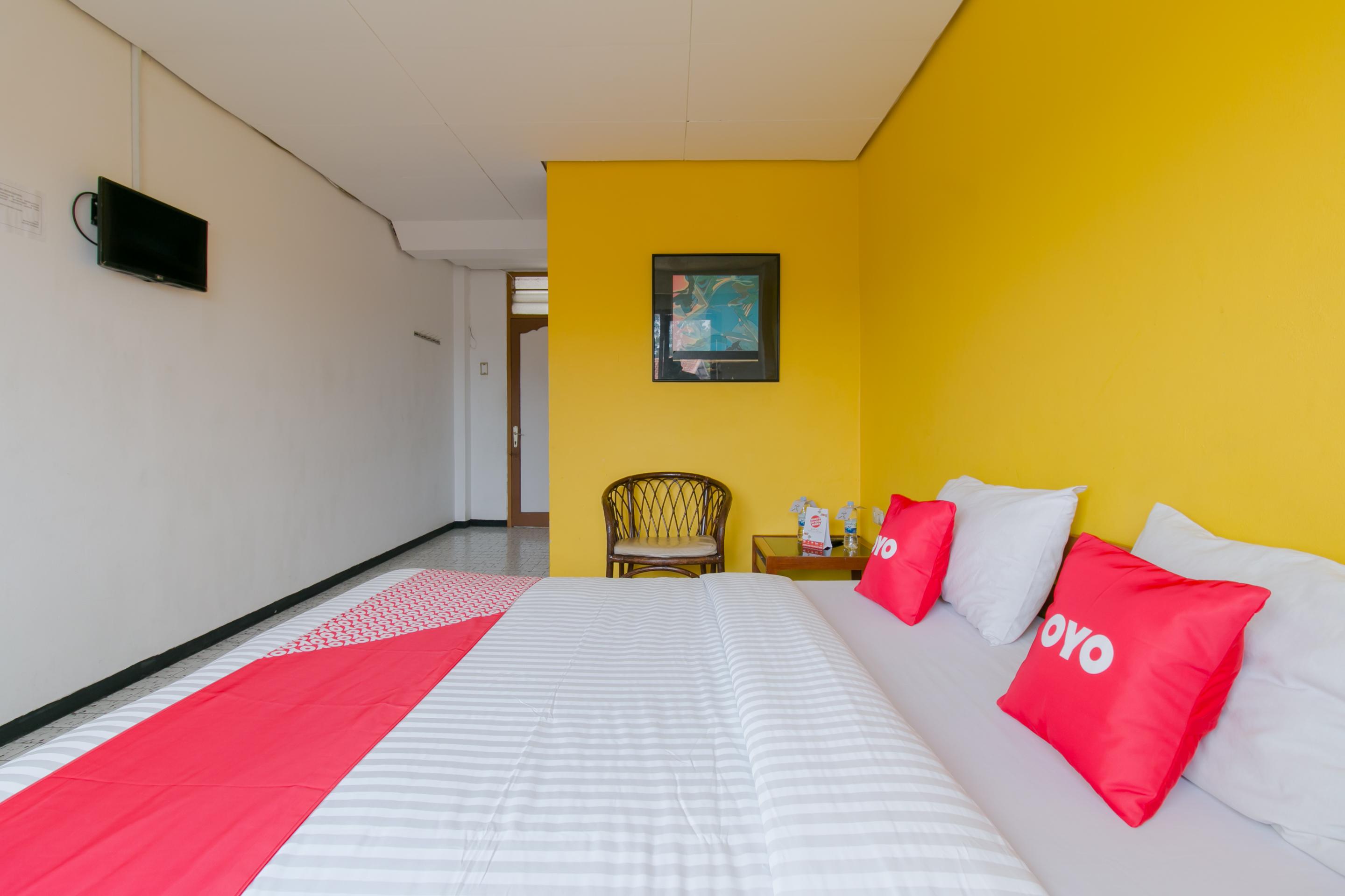 Oyo 1996 Koneng Hotel Cibodas Ngoại thất bức ảnh