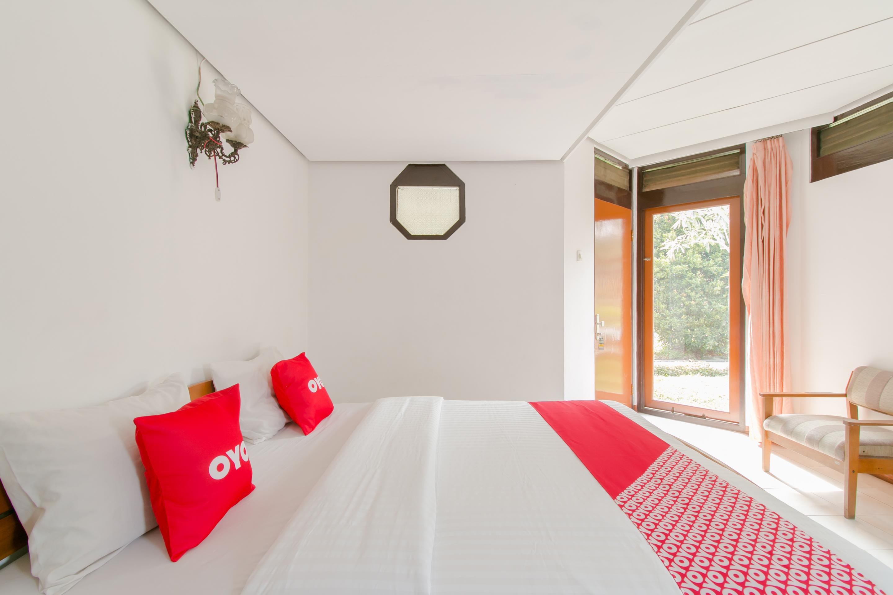 Oyo 1996 Koneng Hotel Cibodas Ngoại thất bức ảnh