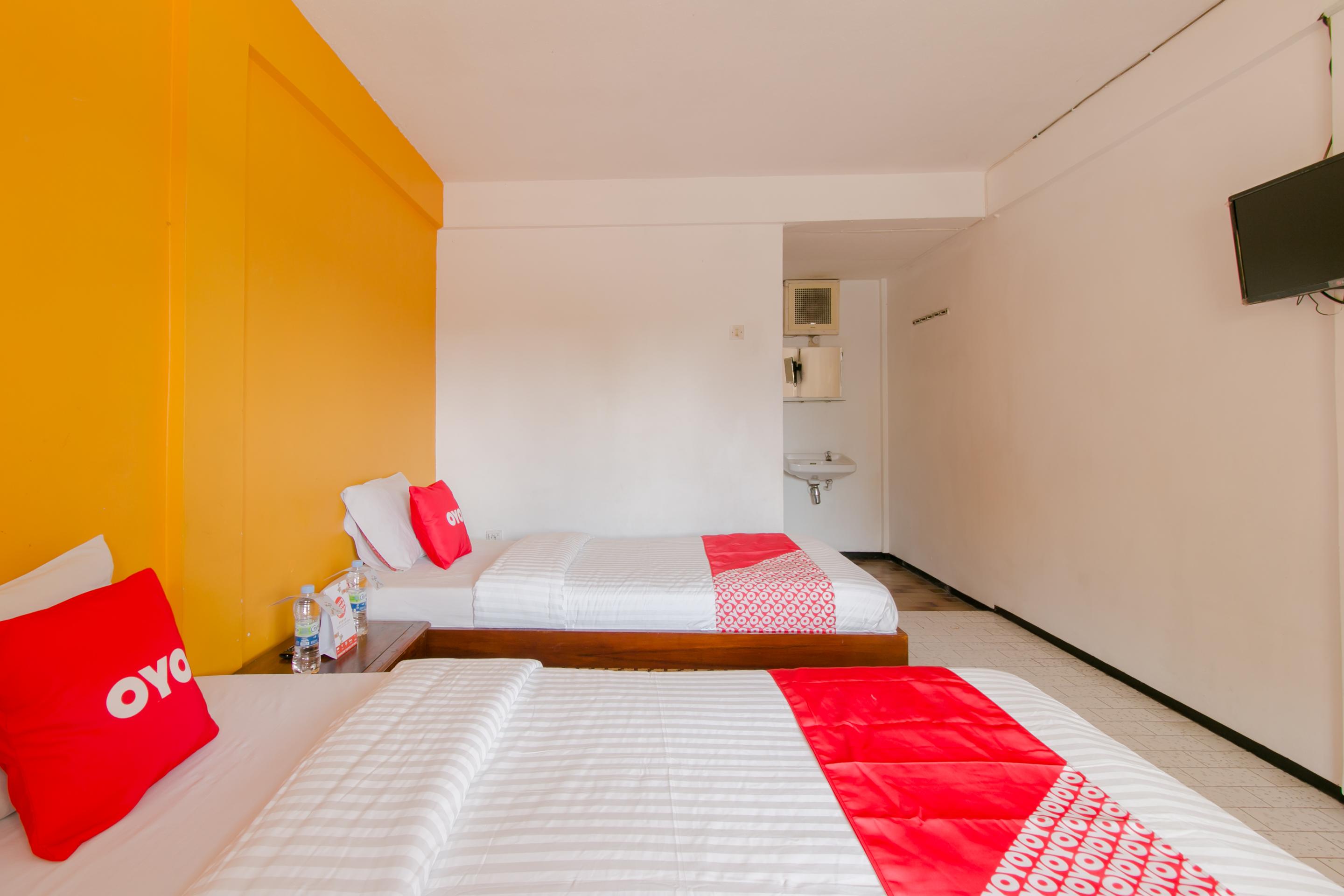 Oyo 1996 Koneng Hotel Cibodas Ngoại thất bức ảnh
