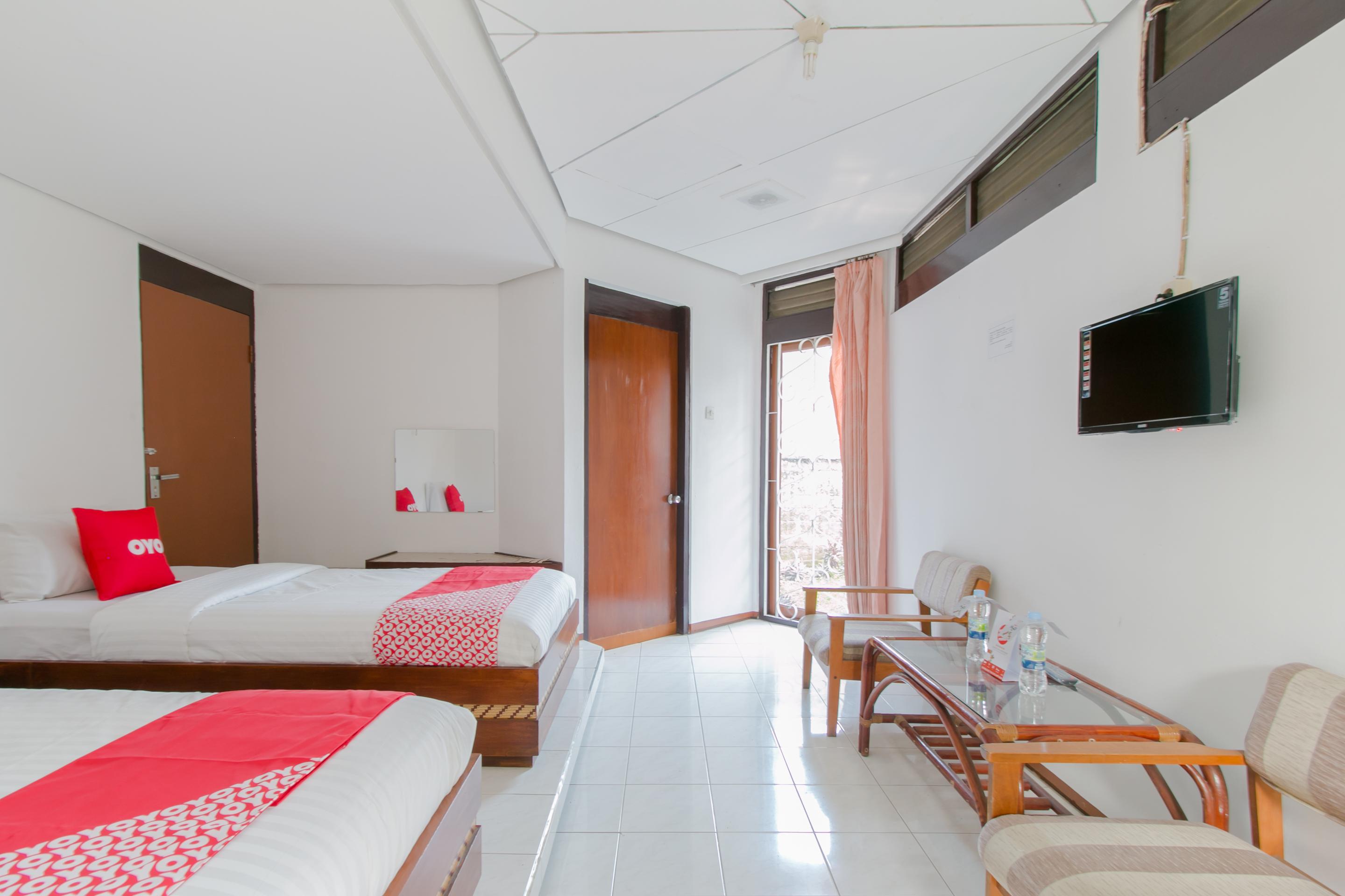 Oyo 1996 Koneng Hotel Cibodas Ngoại thất bức ảnh