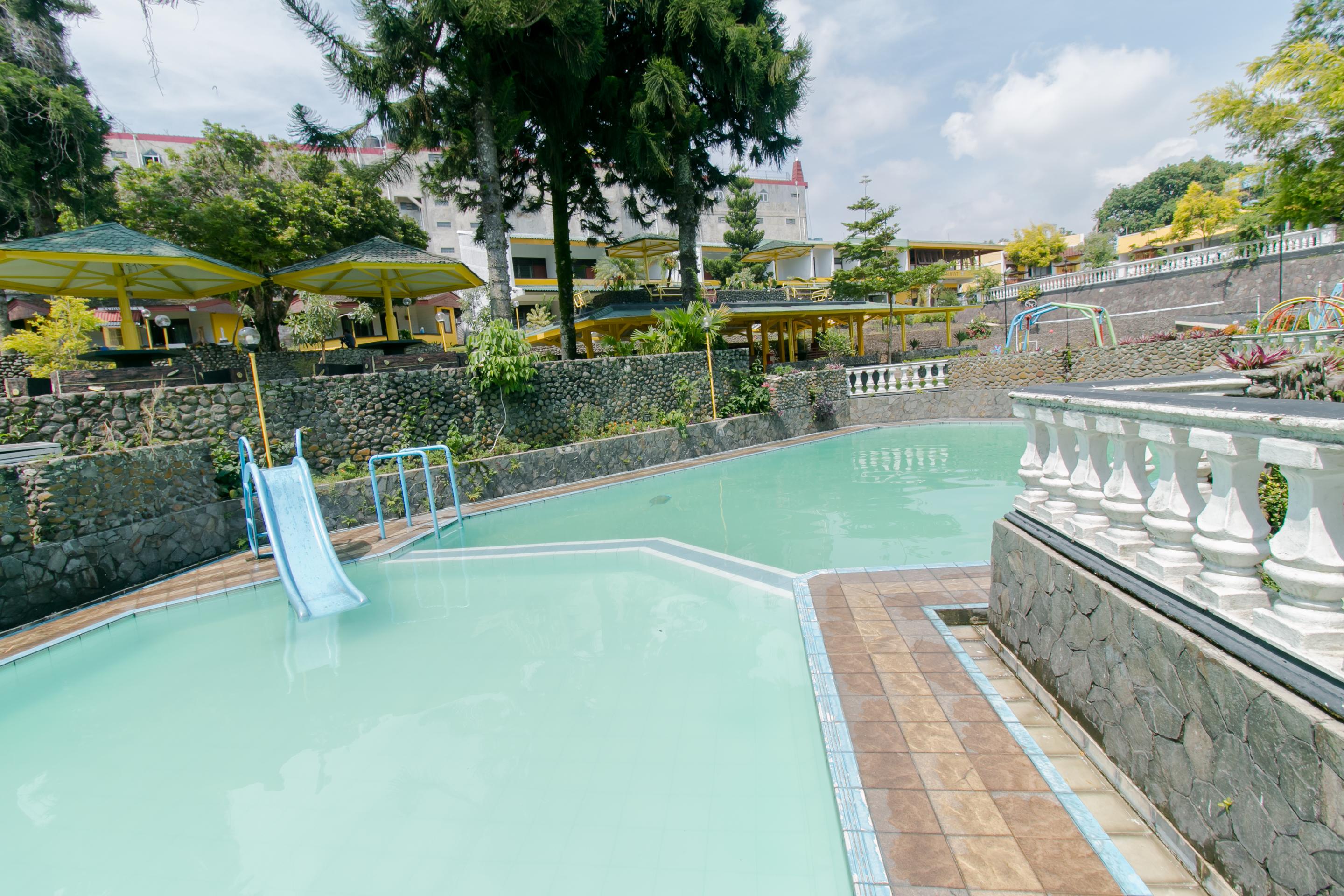 Oyo 1996 Koneng Hotel Cibodas Ngoại thất bức ảnh