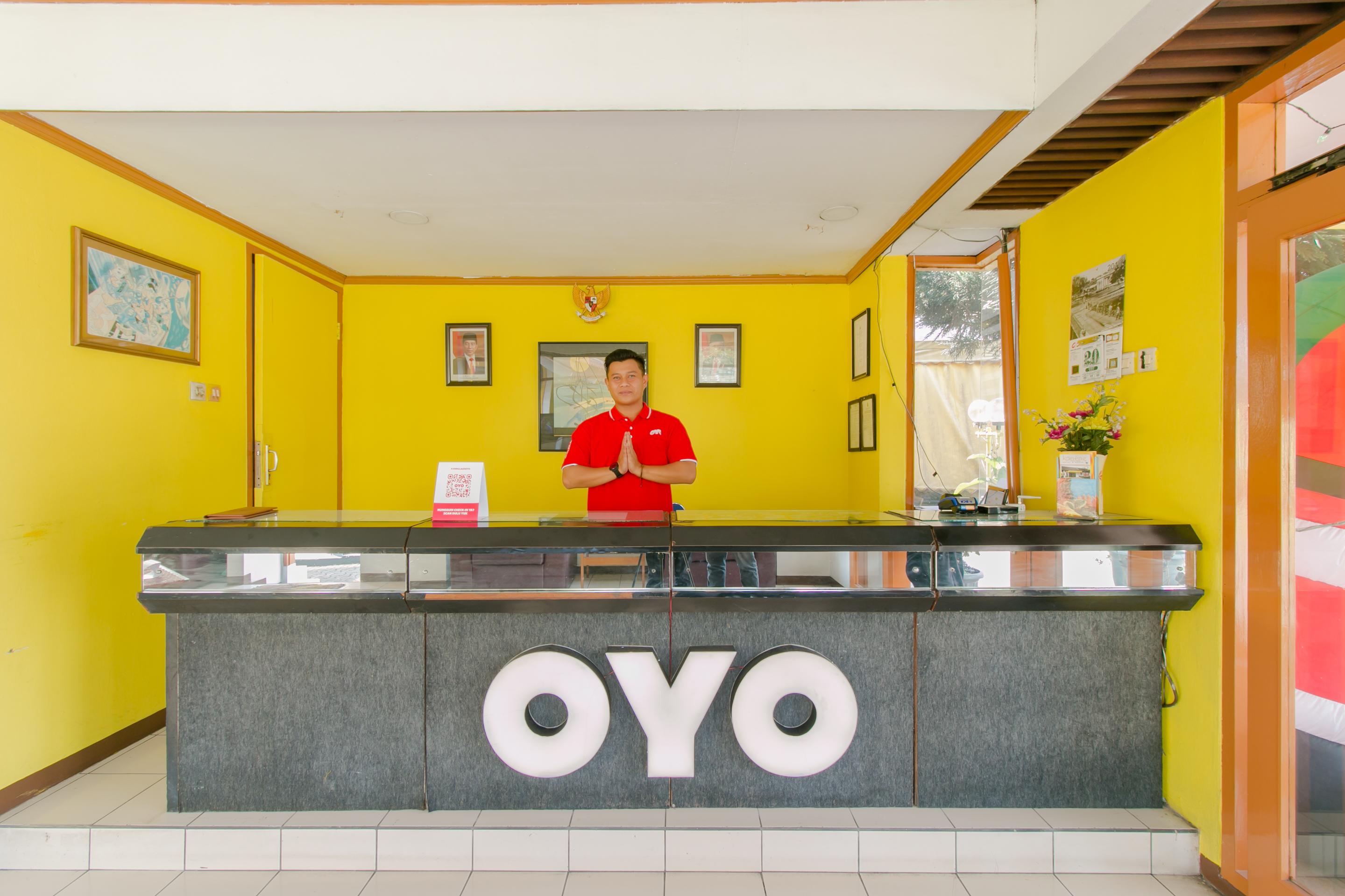 Oyo 1996 Koneng Hotel Cibodas Ngoại thất bức ảnh