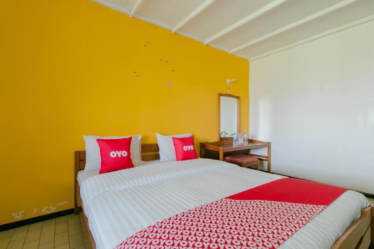 Oyo 1996 Koneng Hotel Cibodas Ngoại thất bức ảnh