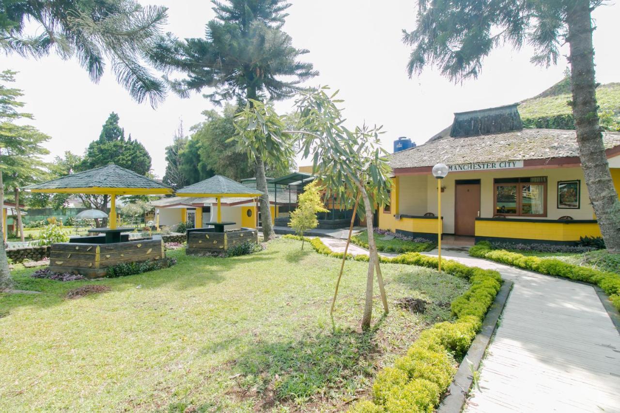 Oyo 1996 Koneng Hotel Cibodas Ngoại thất bức ảnh