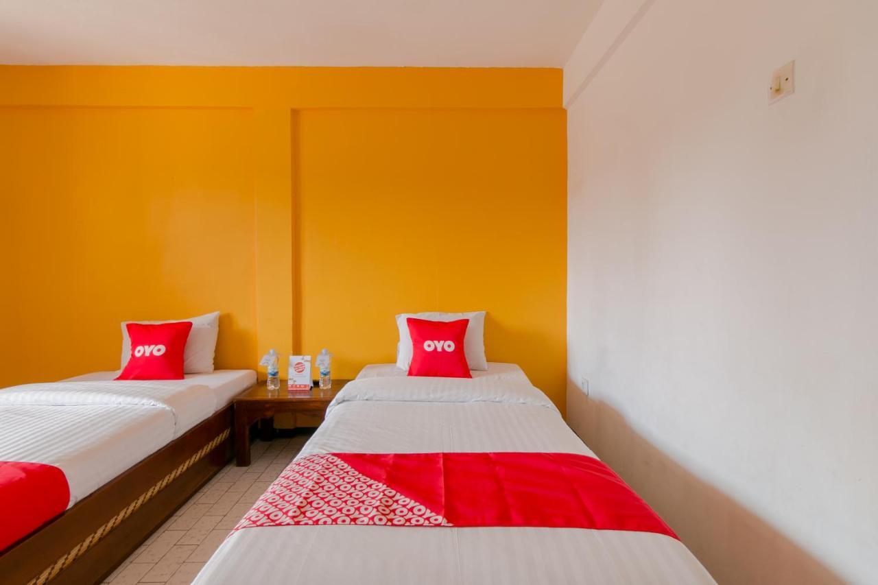 Oyo 1996 Koneng Hotel Cibodas Ngoại thất bức ảnh