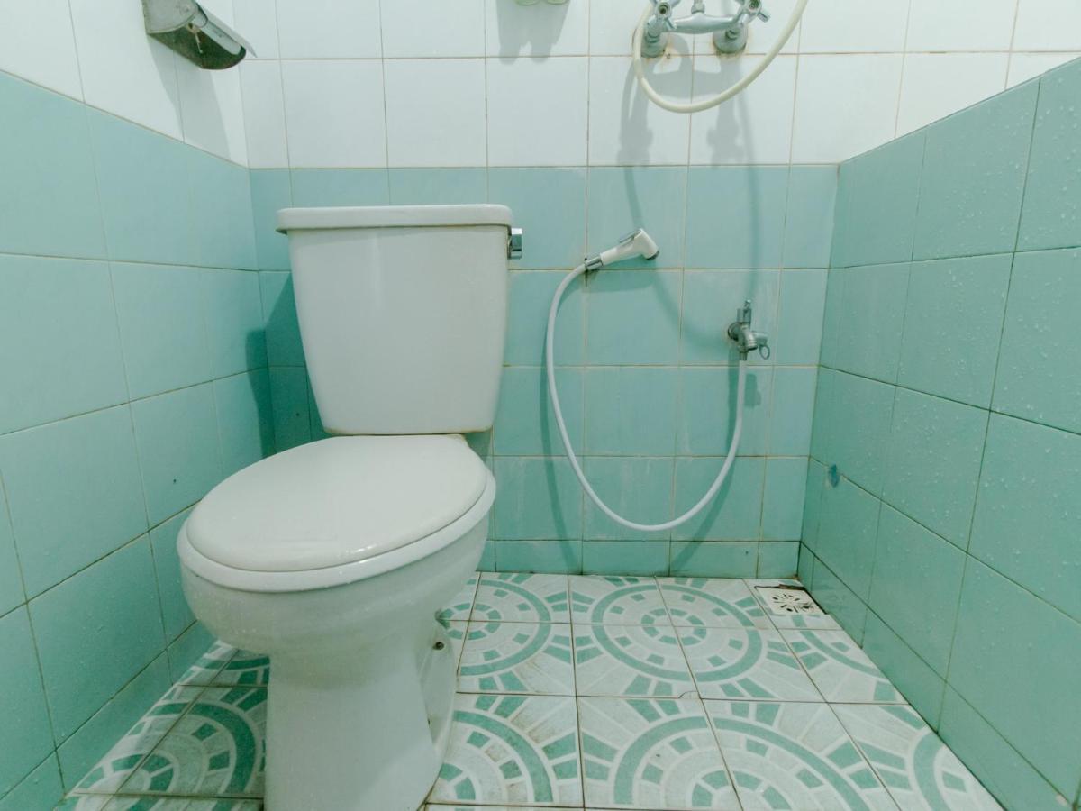 Oyo 1996 Koneng Hotel Cibodas Ngoại thất bức ảnh