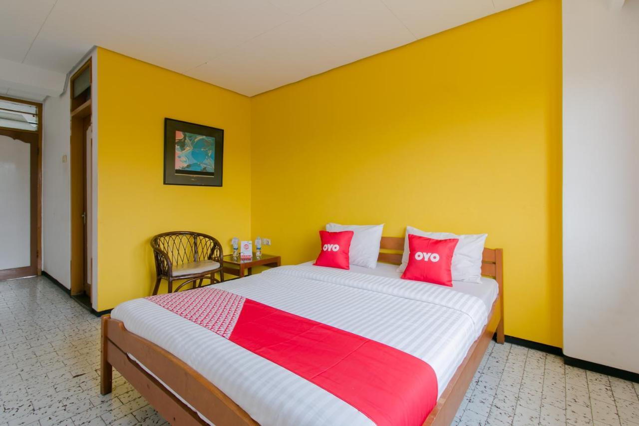 Oyo 1996 Koneng Hotel Cibodas Ngoại thất bức ảnh